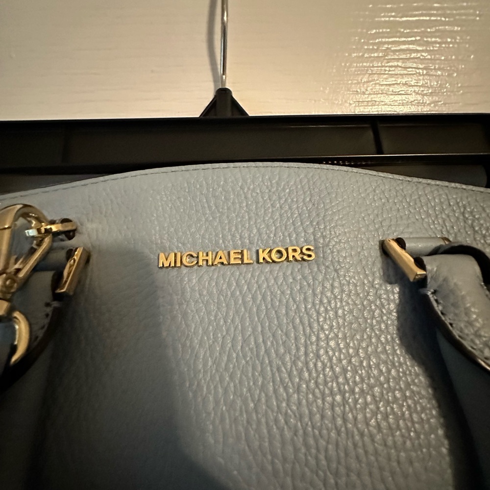 Michael Kors Riley Leather Tote Bag - Picture 2 of 11